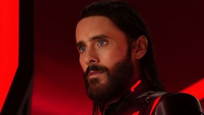 Imagem da notícia Personagem de Jared Leto em Tron: Ares é uma IA? Ator aborda semelhança entre ficção científica e clássico da Disney (Entrevista)