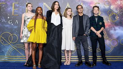 Imagem da notícia Filhas de Angelina Jolie e Brad Pitt não querem mais usar sobrenome do pai? Relembre história polêmica da família