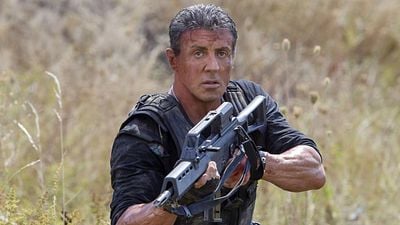 Imagem da notícia Qual é o valor da fortuna de Sylvester Stallone? O astro de Hollywood ganhou 51 milhões de dólares em apenas uma franquia