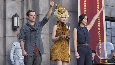 Imagem da notícia Jogos Vorazes: Você sabe o que significa o símbolo dos três dedos?