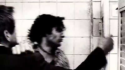 Imagem da notícia A cena de abertura deste filme de ação tem quase 20 anos, mas ainda é assustadoramente poderosa