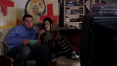 Imagem da notícia Noite de cinema perfeita em casa: 3 dicas para deixar o programa temático com amigos mais divertido