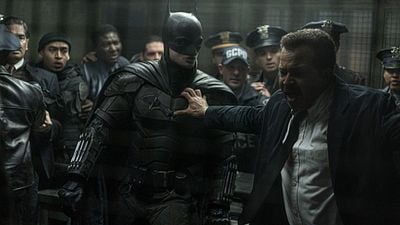 Imagem da notícia Este é supostamente o novo Batman do DCU: Ele quase interpretou o Superman!