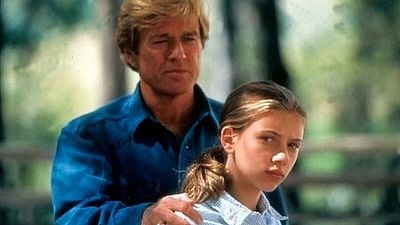 Imagem da notícia Scarlett Johansson sobre Robert Redford: “Antes de cada cena, ele me contava a história toda para me ajudar a encontrar meu lugar no filme”