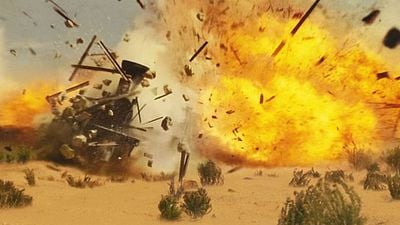 Imagem da notícia No streaming: O “Robin Hood do Velho Oeste” com um elenco de superestrelas e ação maravilhosamente exagerada