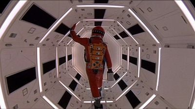 Imagem da notícia 480 diretores se reuniram para escolher o melhor filme de ficção científica de todos os tempos: Está disponível no streaming e mudou o cinema