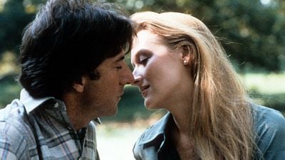 Imagem da notícia Para assistir online: Este filme vencedor de 5 Oscars é um dos melhores de Meryl Streep mas quase foi ofuscado injustamente