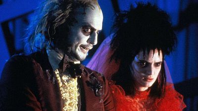 Imagem da notícia Muito antes do retorno de Michael Keaton e Winona Ryder para novo filme de Tim Burton, Beetlejuice já tinha uma sequência lançada