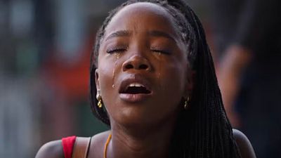 Imagem da notícia Resumo de Dona de Mim (12 a 17/05): Leo sofre mais um baque da vida, mas finalmente ganha nova chance na mansão de Abel