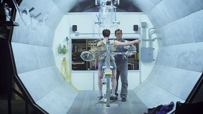 Imagem da notícia Há 6 anos, a Netflix cancelou sua melhor série de ficção científica: Fãs ficaram tão surpresos que pensaram ser uma jogada de marketing