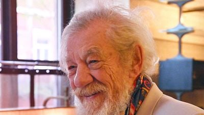Imagem da notícia "O que você está fazendo no filme?" Ian McKellen descobriu qual ator seria o novo Capitão América durante as filmagens de Vingadores: Doutor Destino