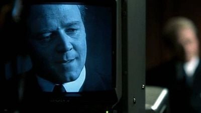 Imagem da notícia Já viu? Um thriller jornalístico baseado em fatos reais – com 7 indicações ao Oscar e um Russell Crowe deslumbrante