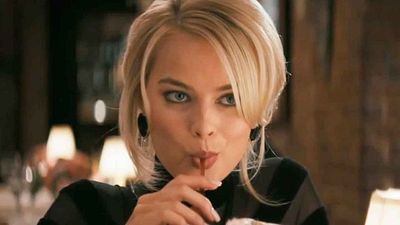 Imagem da notícia "Dei um tapa na cara dele": Margot Robbie temeu por seu futuro em Hollywood após bater em Leonardo DiCaprio em O Lobo de Wall Street