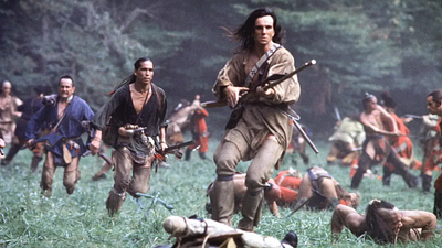 Imagem da notícia Para assistir online hoje: Um dos melhores filmes de aventura dos últimos 40 anos, cujo ator principal aprendeu a esfolar animais