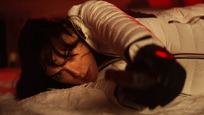 Imagem da notícia Gal Gadot fala sobre comparações com James Bond em Agente Stone: “Não queremos mudar o gênero, queremos algo original”