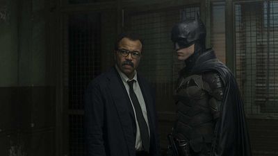 Imagem da notícia Matt Reeves não quer que Batman deixe de ser o protagonista de sua trilogia: “Outros filmes se esqueceram dele depois da origem”