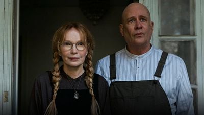 Imagem da notícia Uma das melhores minisséries da Netflix: 7 episódios de mistério com 4 superestrelas de Hollywood