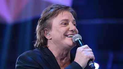 Imagem da notícia Fim da linha para Roberto Carlos? Fábio Jr. se une à banda querida para comandar especial inédito de Natal na Globo