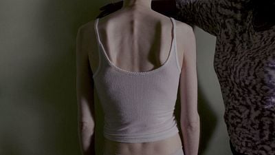 Imagem da notícia "Não fui contratada pela imagem": O relato perturbador desta atriz sobre sua perda de peso extrema para a Netflix