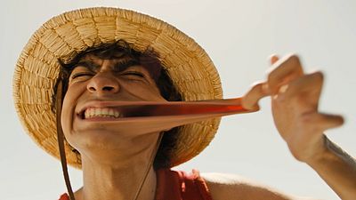 Imagem da notícia Como é o elenco de One Piece na vida real? Atriz que faz Nami é irreconhecível fora da série da Netflix