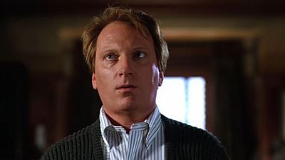 Imagem da notícia Preso e condenado por crime grave: Ator de Os Fantasmas Se Divertem não retorna para sequência de Tim Burton