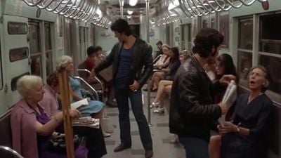 Imagem da notícia Reconhece? Há 53 anos, este jovem dava os primeiros passos no cinema, mas hoje é uma das maiores estrelas do mundo