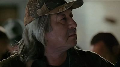 Imagem da notícia Franquia Crepúsculo em luto: Morre Graham Greene aos 73 anos