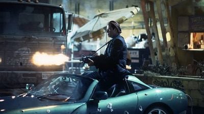 Imagem da notícia O espetacular filme de ação de 100 milhões com duas das cenas mais caras da história está disponível no streaming