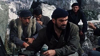 Imagem da notícia Hoje na Netflix: Um dos melhores filmes de guerra do cinema e um enredo impecável que foi um grande sucesso em sua época