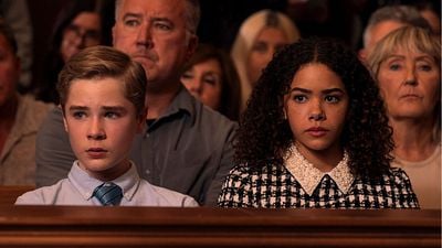 Imagem da notícia Como o elenco de Ginny e Georgia cresceu: Quais são as idades dos atores da série cuja 3ª temporada chegou à Netflix?