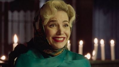 Imagem da notícia Resumo de Garota do Momento: Próximo capítulo, terça-feira, 14 de janeiro – Zélia pega Maristela e Juliano de surpresa com chantagem explosiva