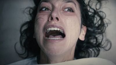 Imagem da notícia “A imagem da vagina que era ofensiva”: A Primeira Profecia teve 5 versões até o corte final só para aprovar ESTA cena