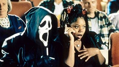 Imagem da notícia De A Substância a M3GAN: Como Marlon Wayans escolhe quais filmes vai zoar em Todo Mundo em Pânico 6?