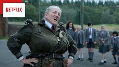 Imagem da notícia "Estou envelhecendo": Atriz de Matilda - O Musical fraturou o tornozelo nas filmagens do filme da Netflix