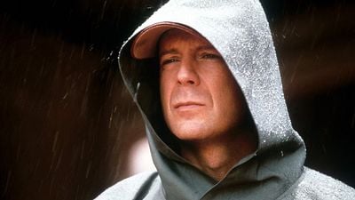 Imagem da notícia Bruce Willis reaparece no casamento de sua filha: Demi Moore compartilhou o momento emocionante