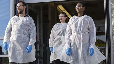 Imagem da notícia Uma das melhores séries da atualidade continua em janeiro de 2027: Confira o primeiro trailer da 3ª temporada de The Pitt