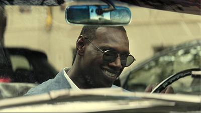 Imagem da notícia Número 1 na Netflix em 15 países: A comédia romântica estrelada pelo astro de Lupin se tornou um refúgio para milhões de espectadores