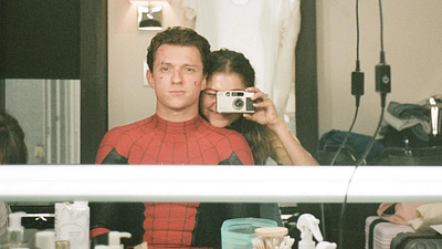 Imagem da notícia Zendaya fala abertamente pela primeira vez, embora sem mencionar o parceiro, sobre seu relacionamento com Tom Holland