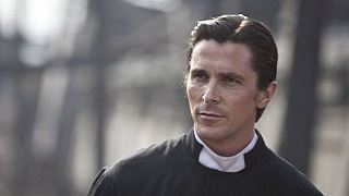 Christian Bale recebe duras críticas do governo chinês