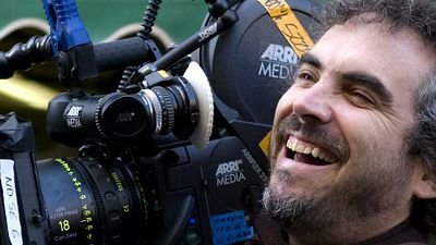 Imagem da notícia Saiba mais sobre a incrível filmagem de Gravity, com George Clooney e Sandra Bullock