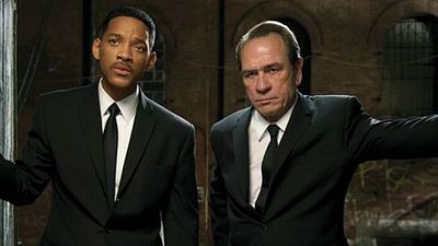 Imagem da notícia Veja três novos vídeos de Homens de Preto 3