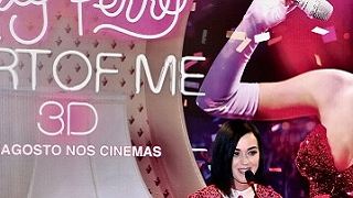 Katy Perry esbanja humor em entrevista no Rio de Janeiro