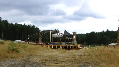 Imagem da notícia Veja o cenário de Thor: The Dark World pouco antes das filmagens