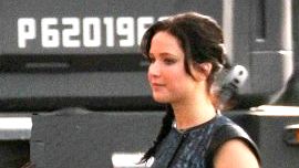 Imagem da notícia Jogos Vorazes - Em Chamas: Jennifer Lawrence em novas fotos dos bastidores 