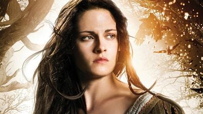 Imagem da notícia Kristen Stewart confirma participação em Branca de Neve e o Caçador 2
