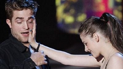 Imagem da notícia Robert Pattinson se separa de Kristen Stewart