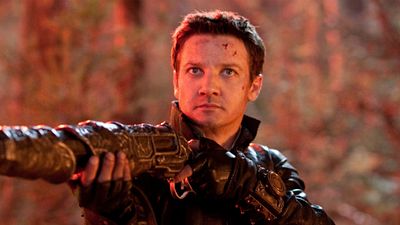 Imagem da notícia Várias formas de matar demônios em 11 fotos de João e Maria: Caçadores de Bruxas