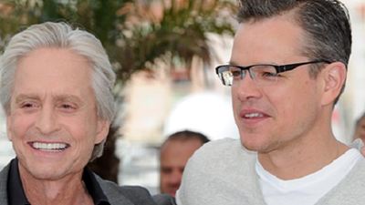 Cannes 2013: Matt Damon esbanja bom humor e Michael Douglas se emociona na coletiva de Behind the Candelabra