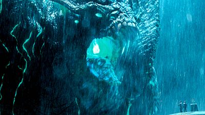 Imagem da notícia Círculo de Fogo: Novas fotos e vídeo com monstros marinhos e robôs gigantes