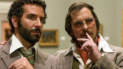 Imagem da notícia Christian Bale, Amy Adams e Bradley Cooper nas primeiras imagens de American Hustle